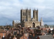 开云体育app-艾因特拉赫特防守疲软，无法抵挡对手攻势的简单介绍