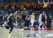 开云体育app-包含重磅比赛即将启幕，篮球联赛胜负难料的词条