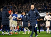 开云下载-切尔西客战遭遇惨败，欧冠资格动摇！