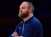 开云体育登录-灰熊后卫大爆发，带领球队实现赛季第一胜的简单介绍