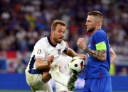 开云体育APP下载-伦敦举行篮球比赛，国家队表现激烈