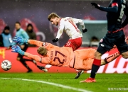 开云官网-包含谢菲联客场获胜，对手无力招架的词条