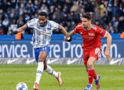 开云体育app-关于柏林联队战胜卡尔斯鲁厄，赢得中场争夺的信息