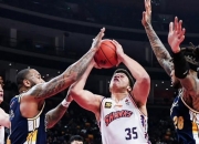 开云体育app-篮球名将失误致胜，球队逆转取得胜利的简单介绍