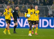 开云体育在线-霍芬海姆在比赛中展现出色实力，击败对手