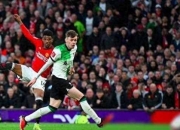 开云APP-足坛风云再掀波澜，传奇球员再次逆袭