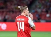 开云体育官方网站-阿森纳前锋精准传球，助攻取胜的简单介绍