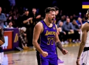 开云体育平台APP-凯尔特人轻取山西队，东契奇关键制胜的简单介绍