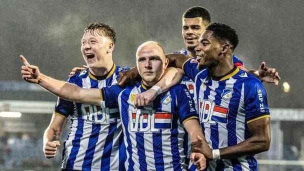 摩纳哥客场击败柏林赫塔，取得关键胜利的简单介绍