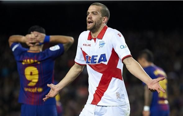 瓦伦西亚主教练赛后发声,疑似对裁判言论不满 瓦伦西亚主教练赛后发声,疑似对裁判言论不满