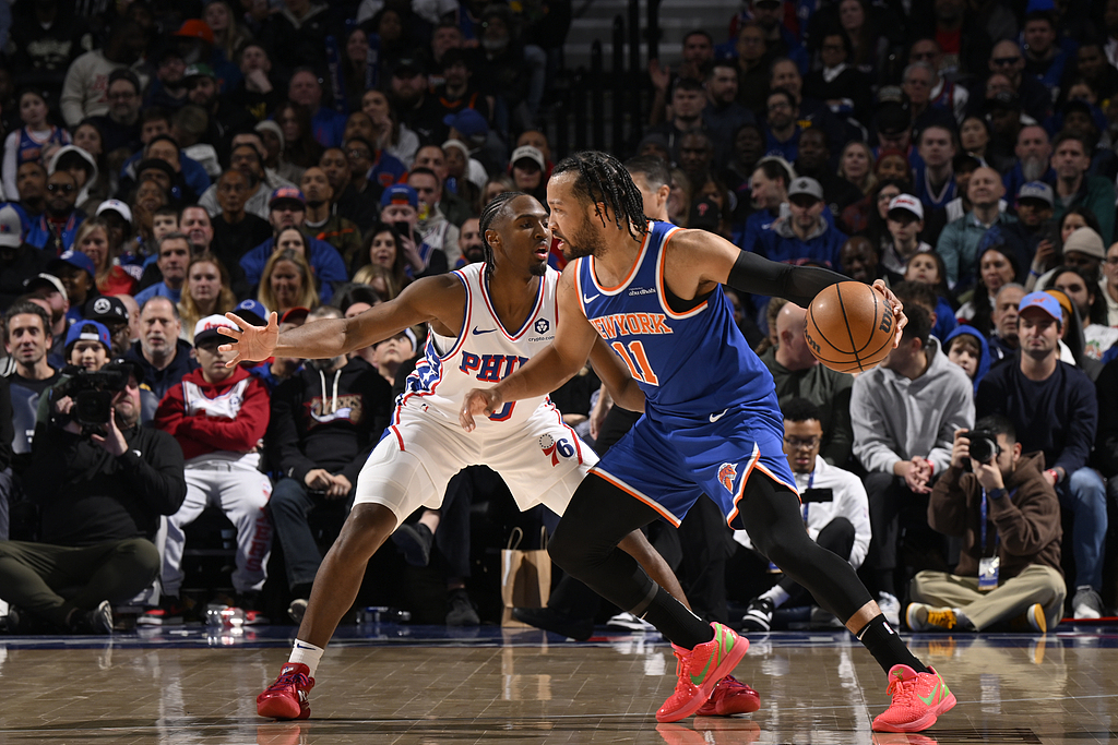 关于纽约尼克斯好不易赢得胜利,主场快乐庆祝的信息 关于纽约尼克斯好不易赢得胜利,主场快乐庆祝的信息