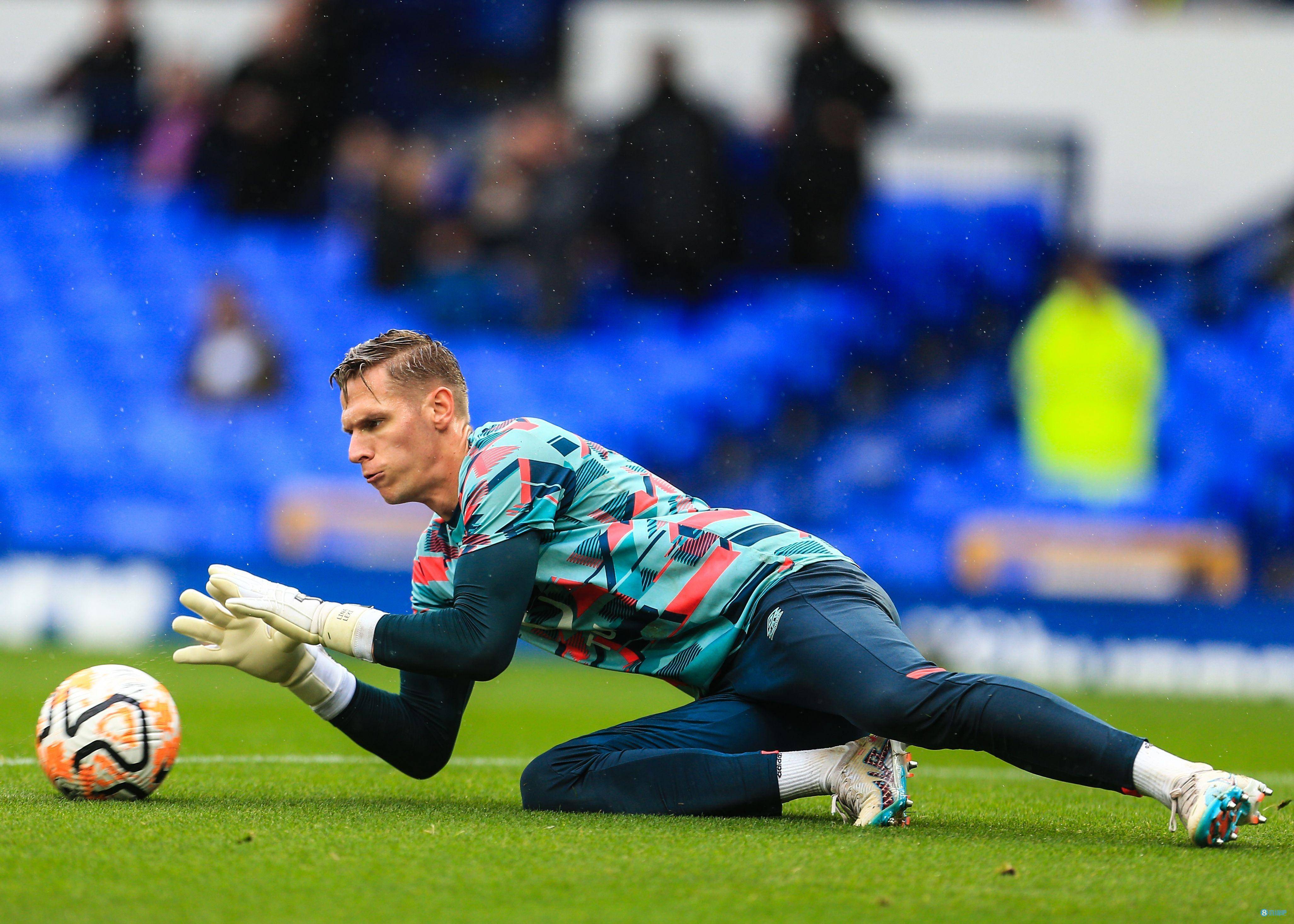 难得一见!门将连续神扑,拯救球队于危难的简单介绍 难得一见!门将连续神扑,拯救球队于危难的简单介绍