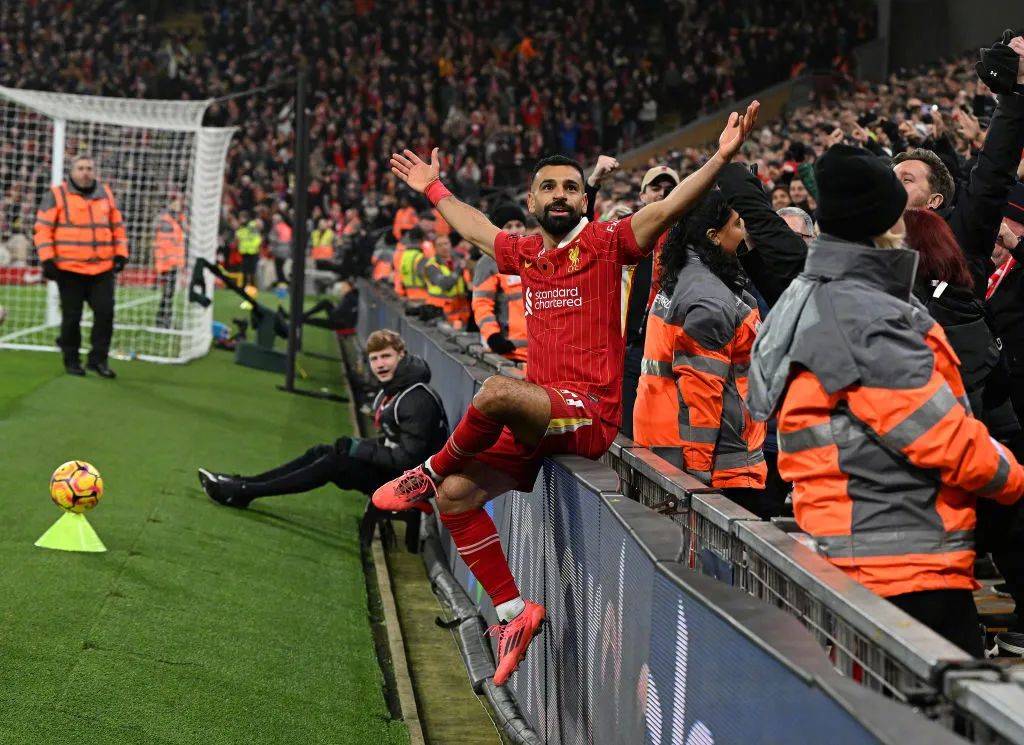 包含利物浦三连胜赢得球迷信心,利物浦挑战英超冠军的词条 包含利物浦三连胜赢得球迷信心,利物浦挑战英超冠军的词条