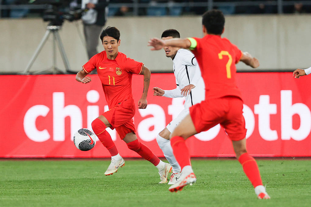 球队在锦标赛中展示出顽强的斗志 球队在锦标赛中展示出顽强的斗志