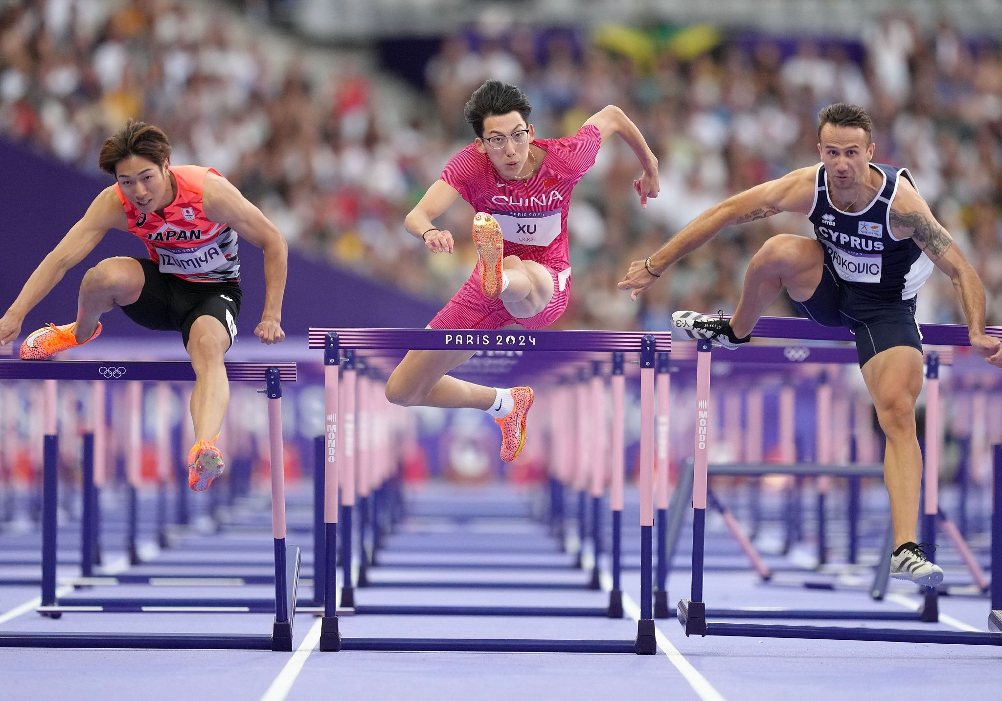 世界级选手在比赛中取得突破 世界级选手在比赛中取得突破