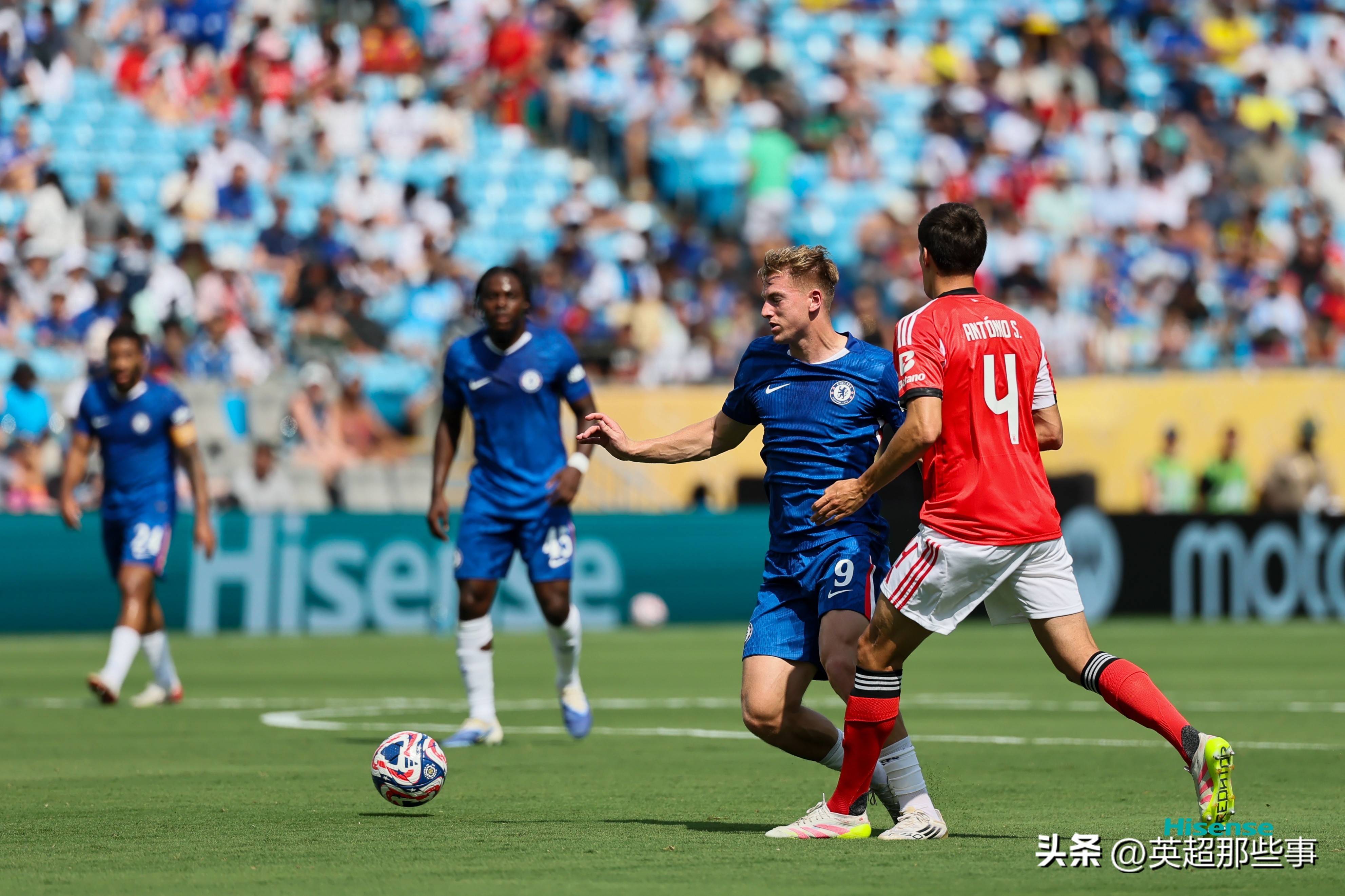 强大对手!欧洲联赛赛场豪门球队对决 强大对手!欧洲联赛赛场豪门球队对决