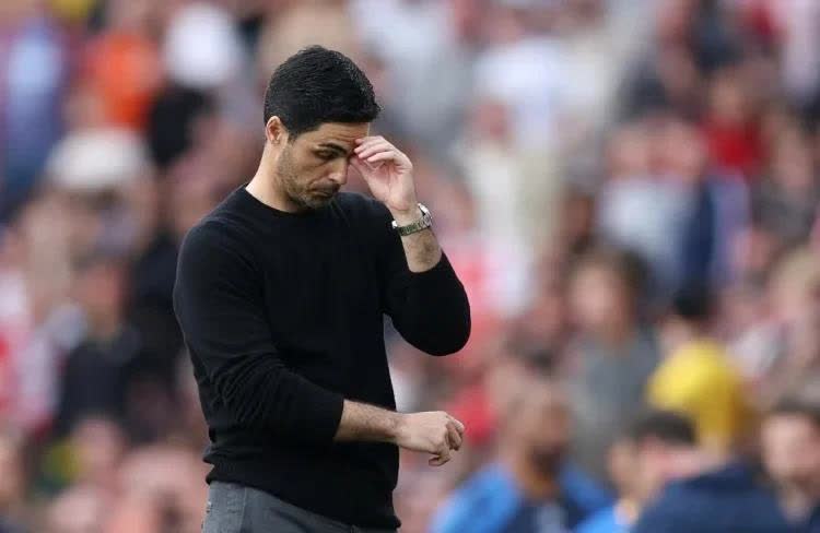 阿森纳惨遭惨败,球迷心情低落 阿森纳惨遭惨败,球迷心情低落