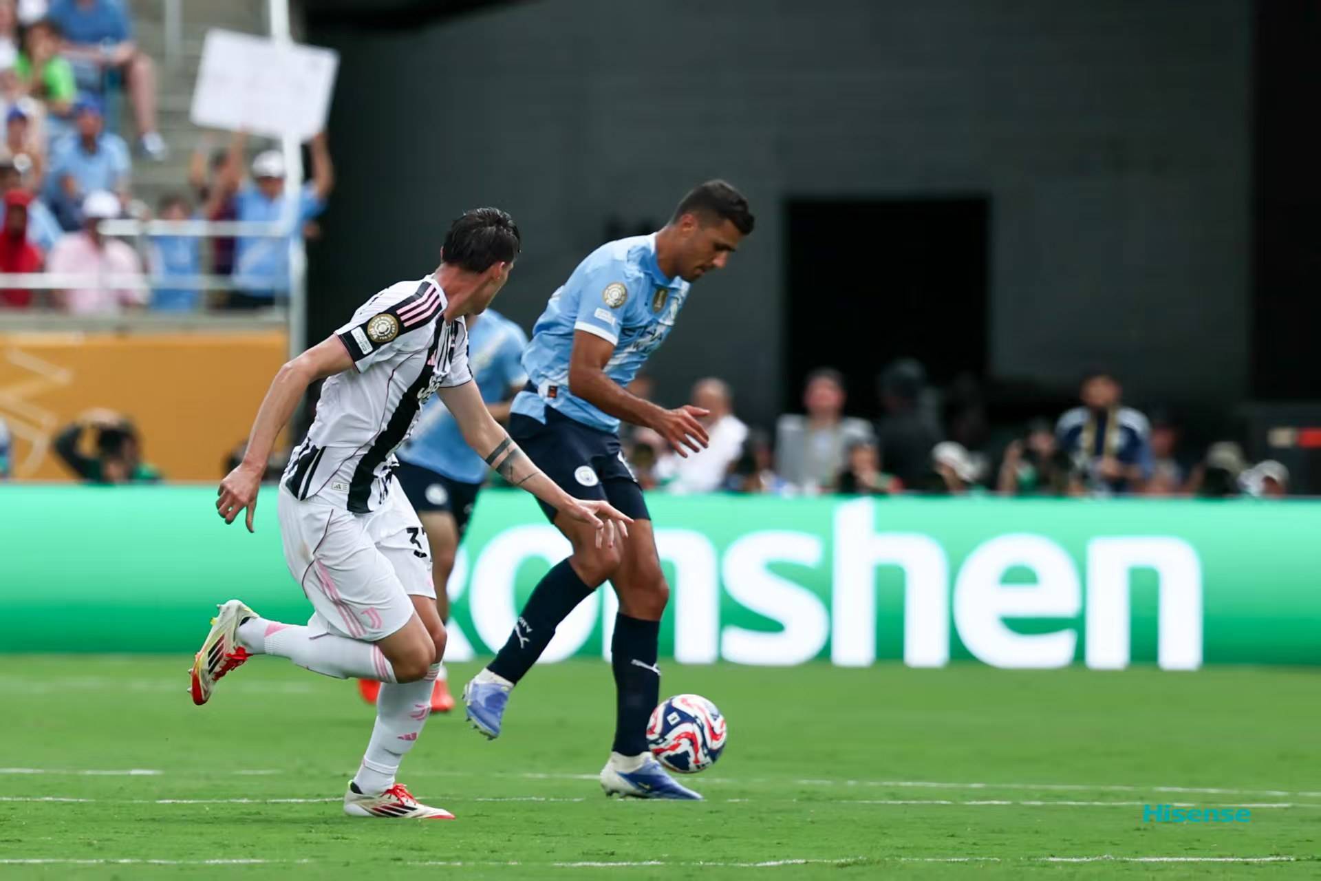 曼城三分擒敌,实力碾压对手 曼城三分擒敌,实力碾压对手