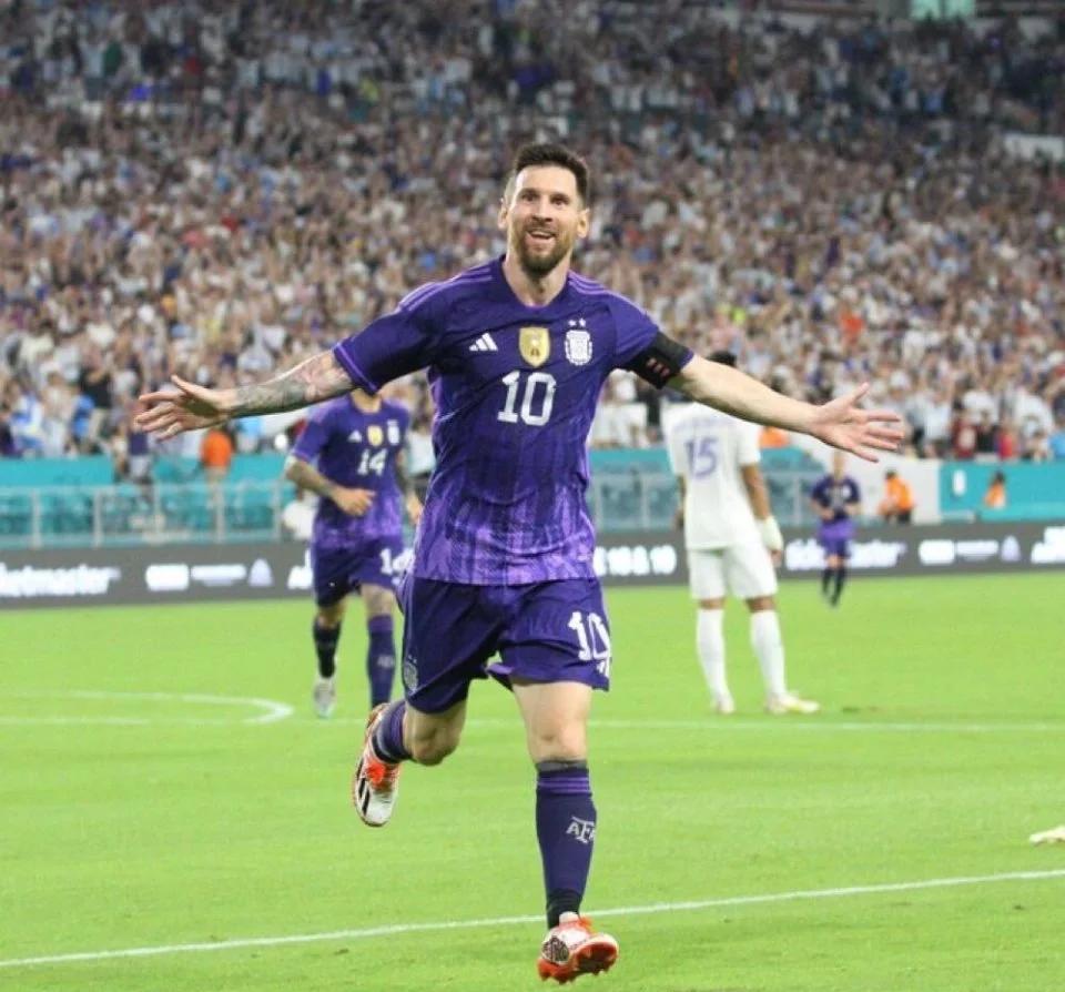 阿根廷田径选手高歌猛进,勇夺前三的简单介绍 阿根廷田径选手高歌猛进,勇夺前三的简单介绍