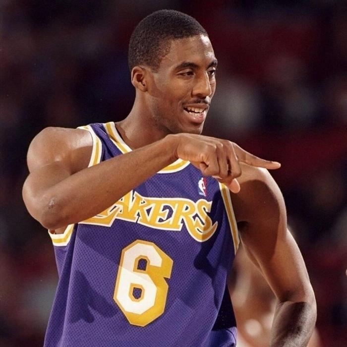 包含新泽西小牛队凭借犀利攻势实现逆转,大破对手阵容的词条 包含新泽西小牛队凭借犀利攻势实现逆转,大破对手阵容的词条