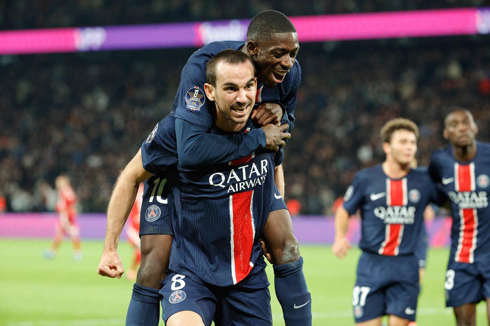 巴黎球员获奖成最新赛季法甲风云人物的简单介绍 巴黎球员获奖成最新赛季法甲风云人物的简单介绍