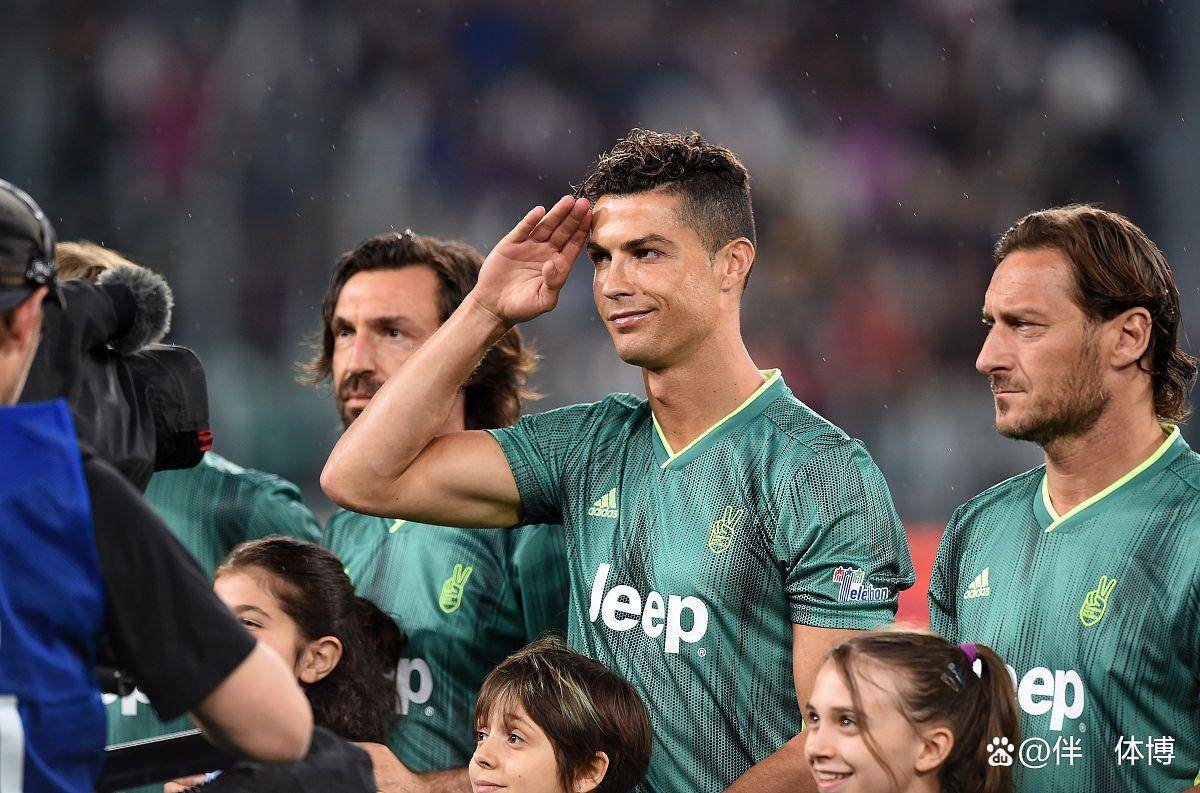 C罗在巴西的比赛中转会