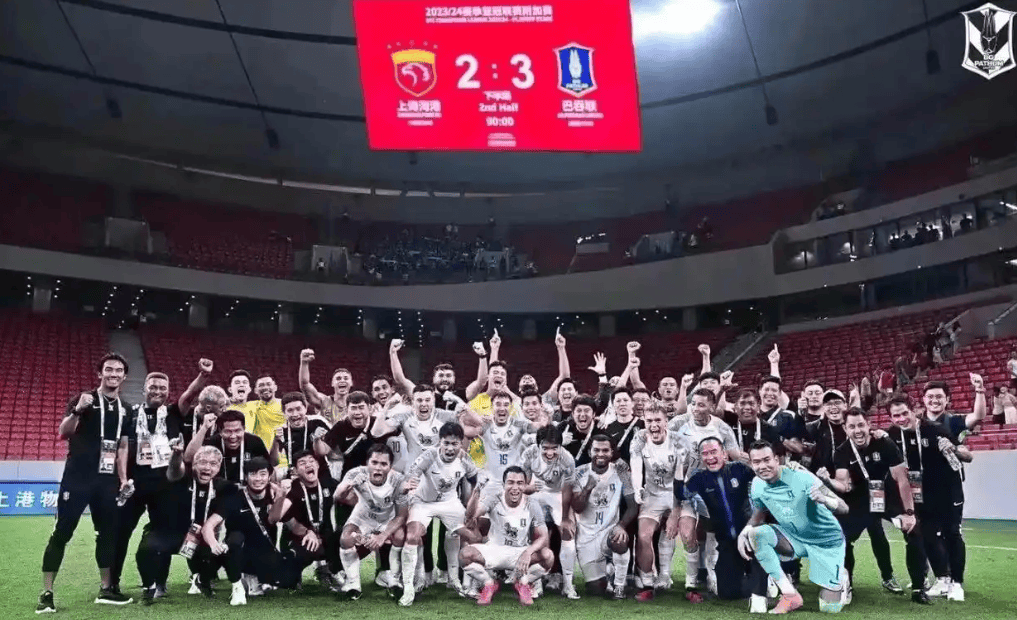 上海上港对广州恒大在亚冠比赛中再见 上海上港对广州恒大在亚冠比赛中再见