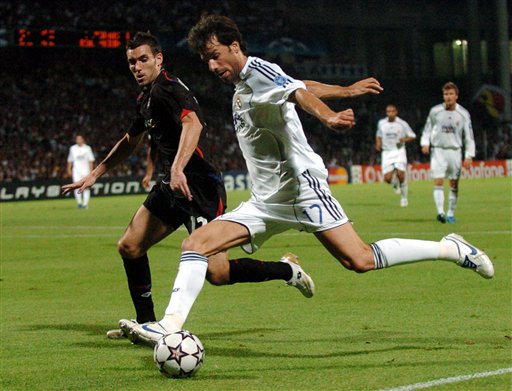 里昂队在比赛中以绝对优势获胜 里昂队在比赛中以绝对优势获胜