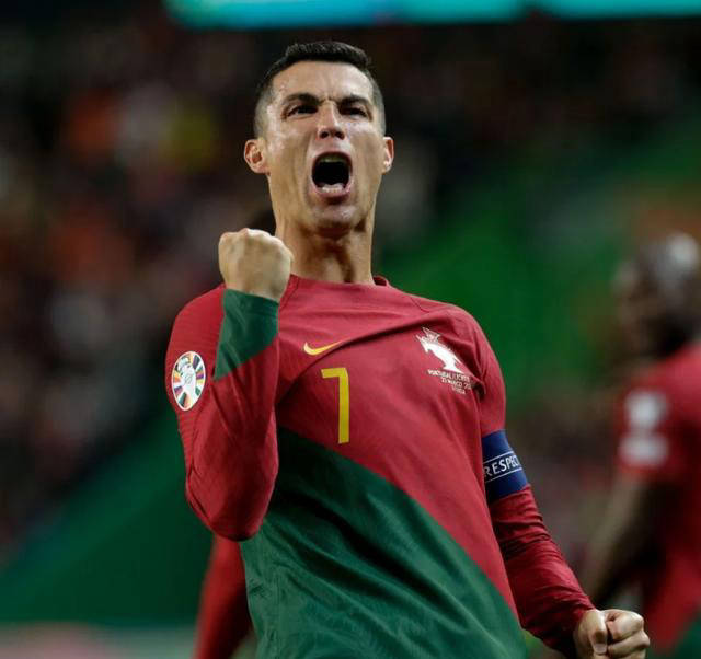 湖南队向前迈进,成功逆袭赢得胜利 湖南队向前迈进,成功逆袭赢得胜利