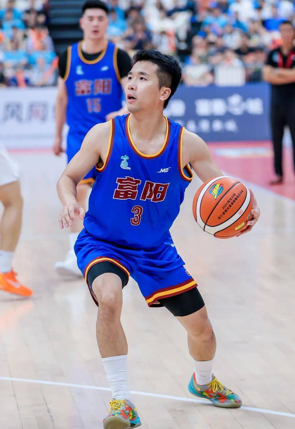 包含篮球比赛全球瞩目,球队备战冲刺国际锦标赛荣耀的词条 包含篮球比赛全球瞩目,球队备战冲刺国际锦标赛荣耀的词条