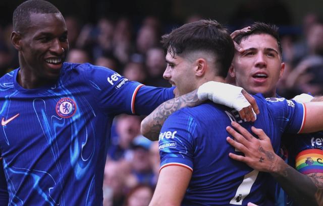 关于维拉主场大胜切尔西,重获保级希望的信息 关于维拉主场大胜切尔西,重获保级希望的信息