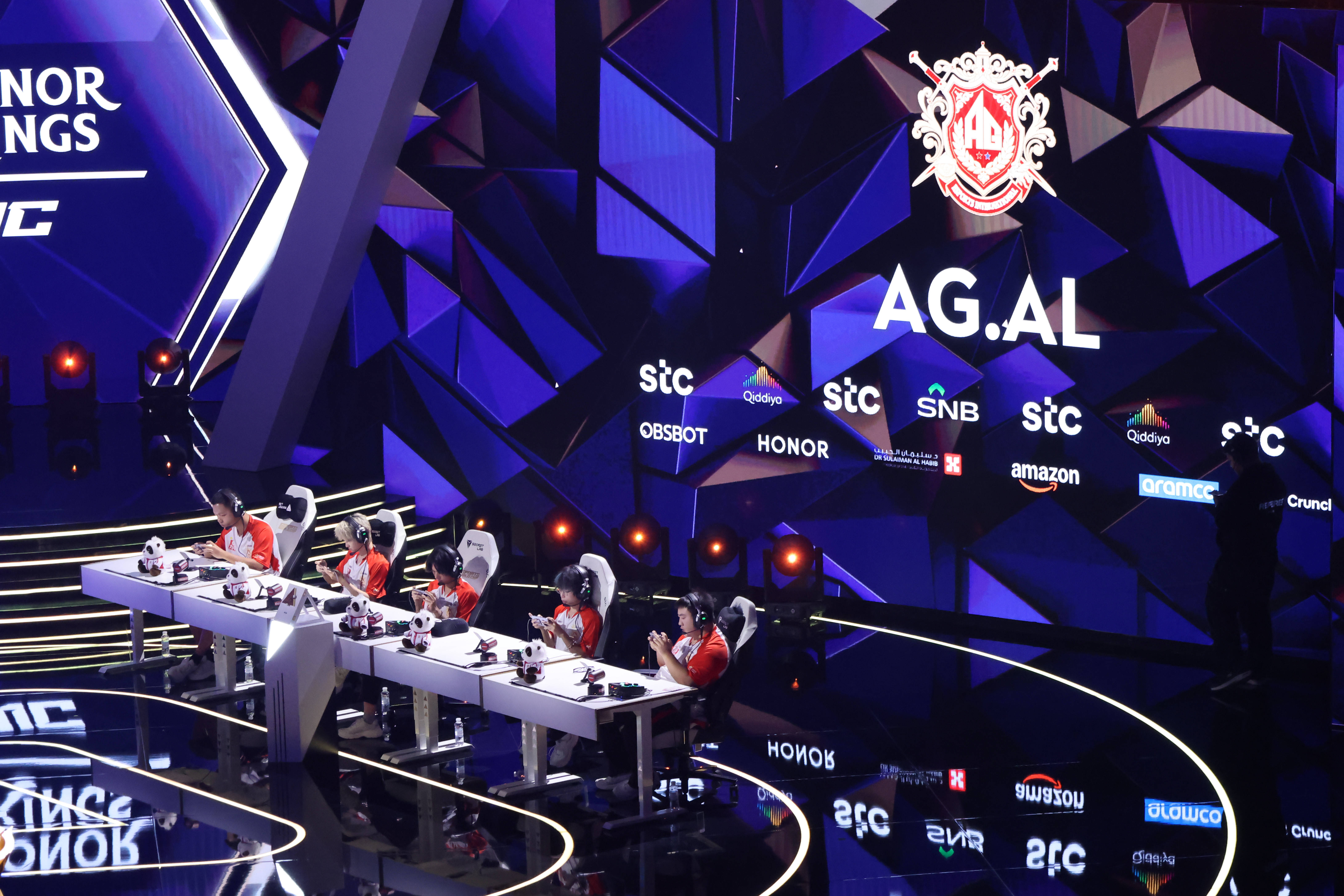 王者荣耀巅峰之战决出冠军,精彩程度让人沉迷的简单介绍 王者荣耀巅峰之战决出冠军,精彩程度让人沉迷的简单介绍