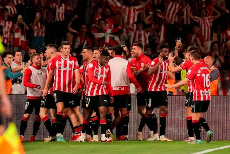 埃瓦尔主场2-1战胜巴列卡诺,保持领先优势 埃瓦尔主场2-1战胜巴列卡诺,保持领先优势