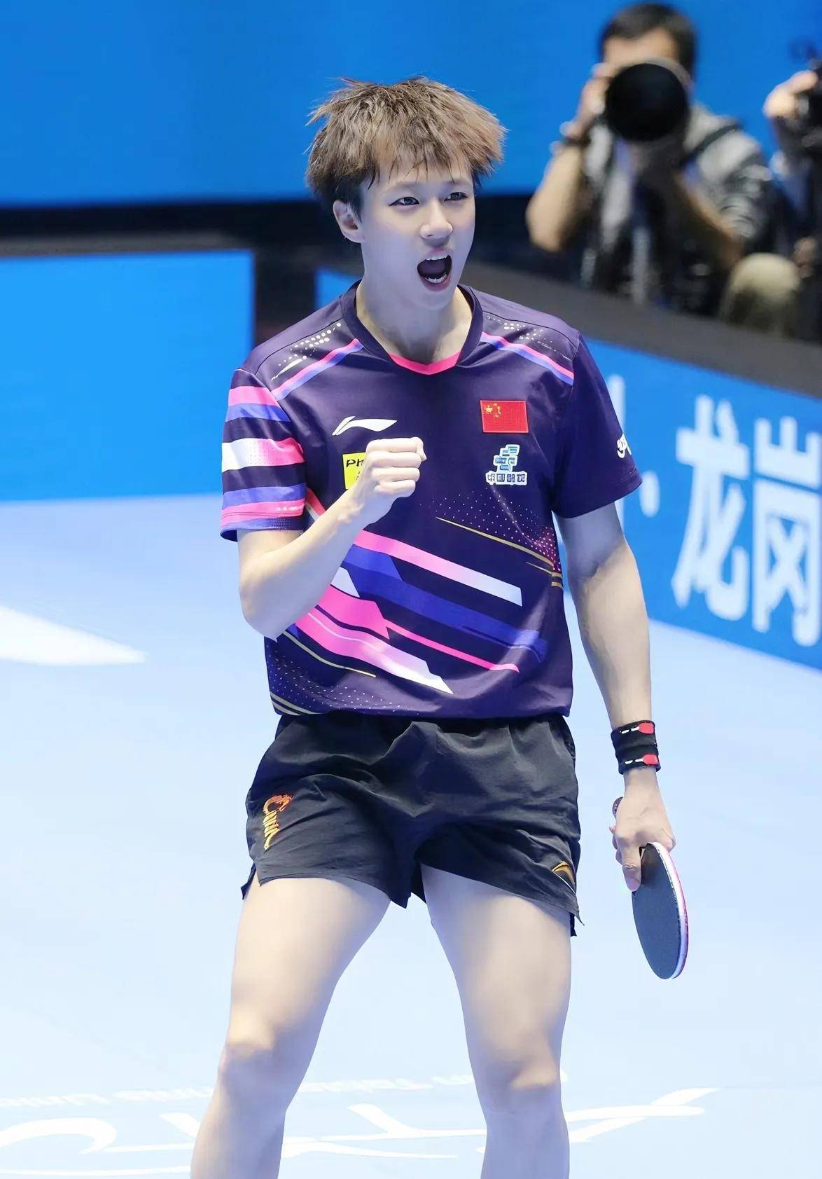 包含法国队绝杀波兰队，林高远高光表现的词条