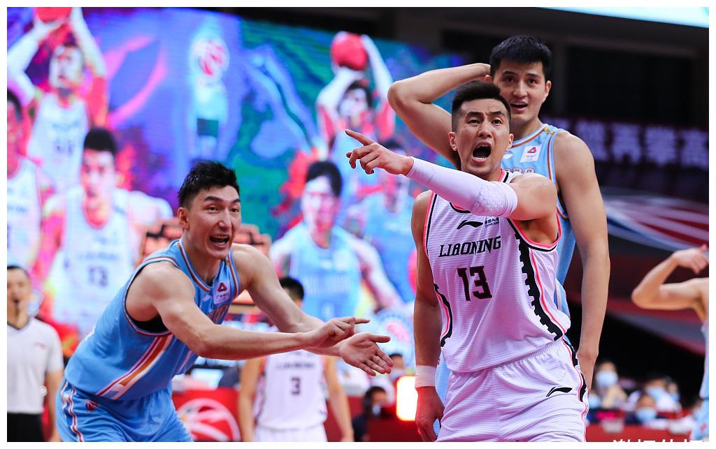 天津队横扫山东队，郭艾伦统治全场