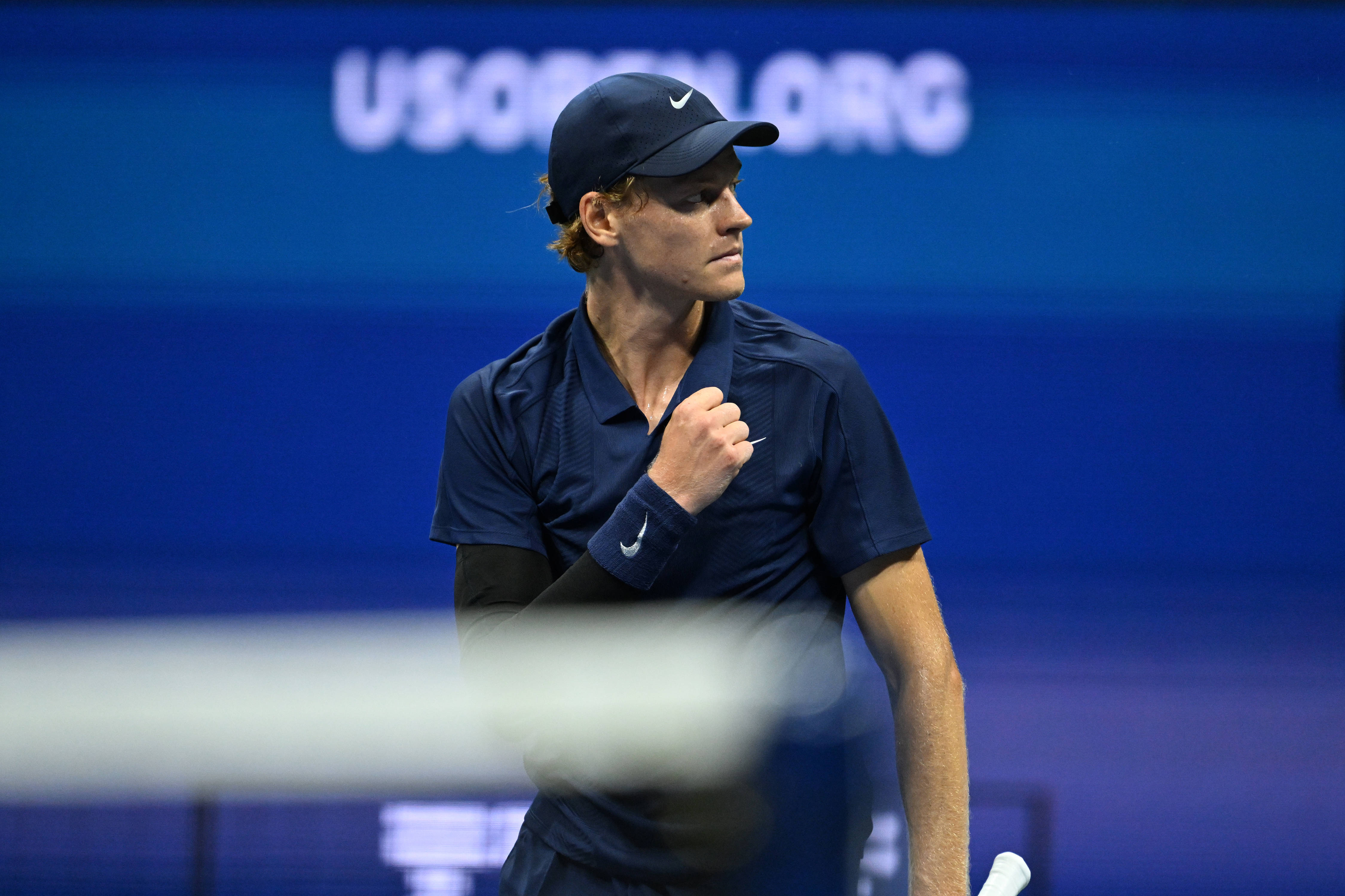 法网翻盘美网，辛纳惊艳四座